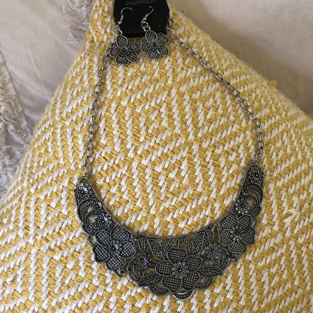 Silver Statement Floral Lace Necklace